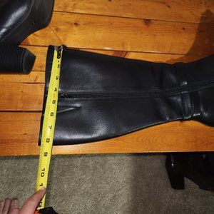 Extended Calf! Giani Bernini Womens Memory-Foam Black Knee High Boots Sz 9.5 CW